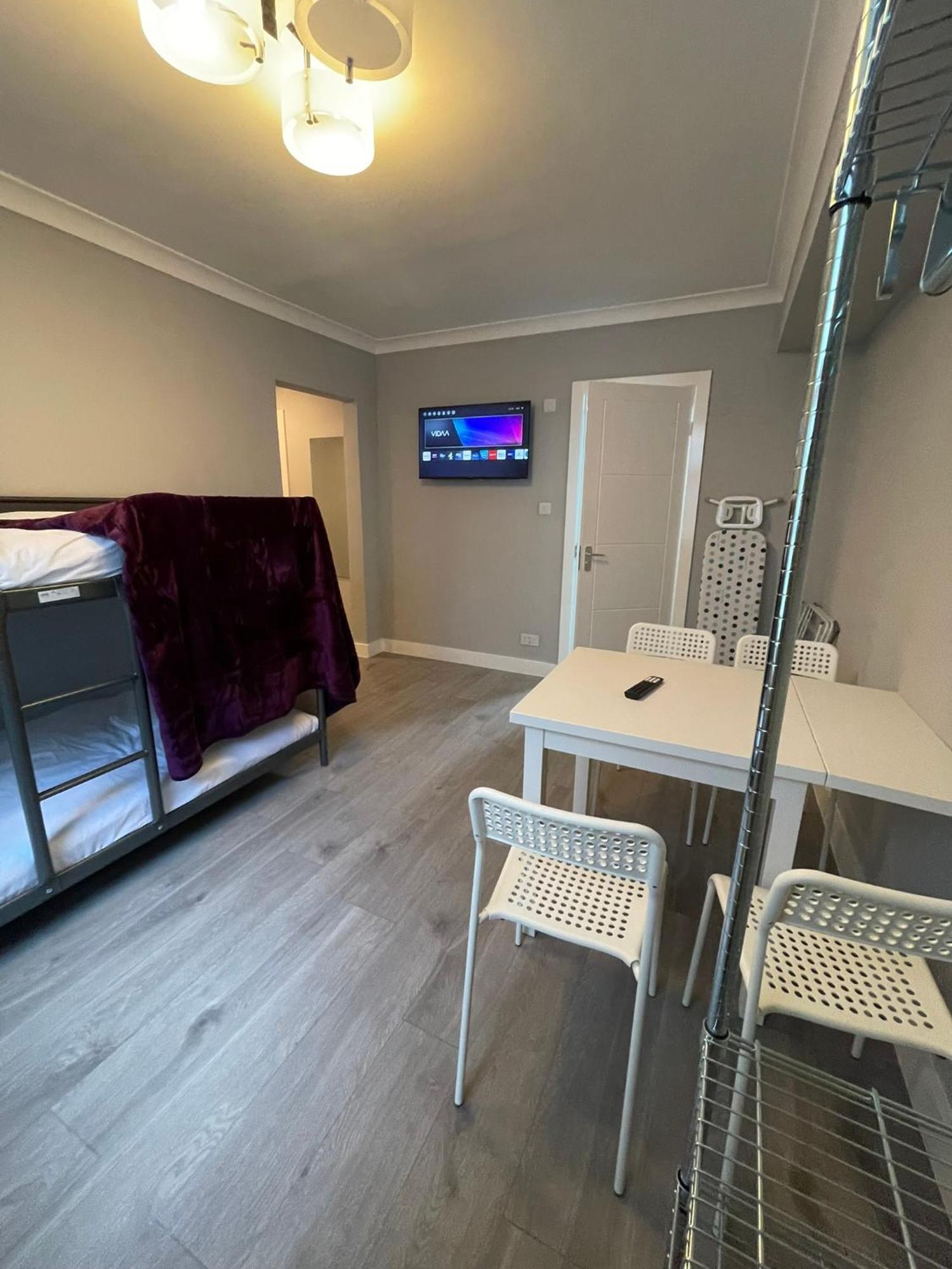 Westminster Inn Лондон Екстер'єр фото