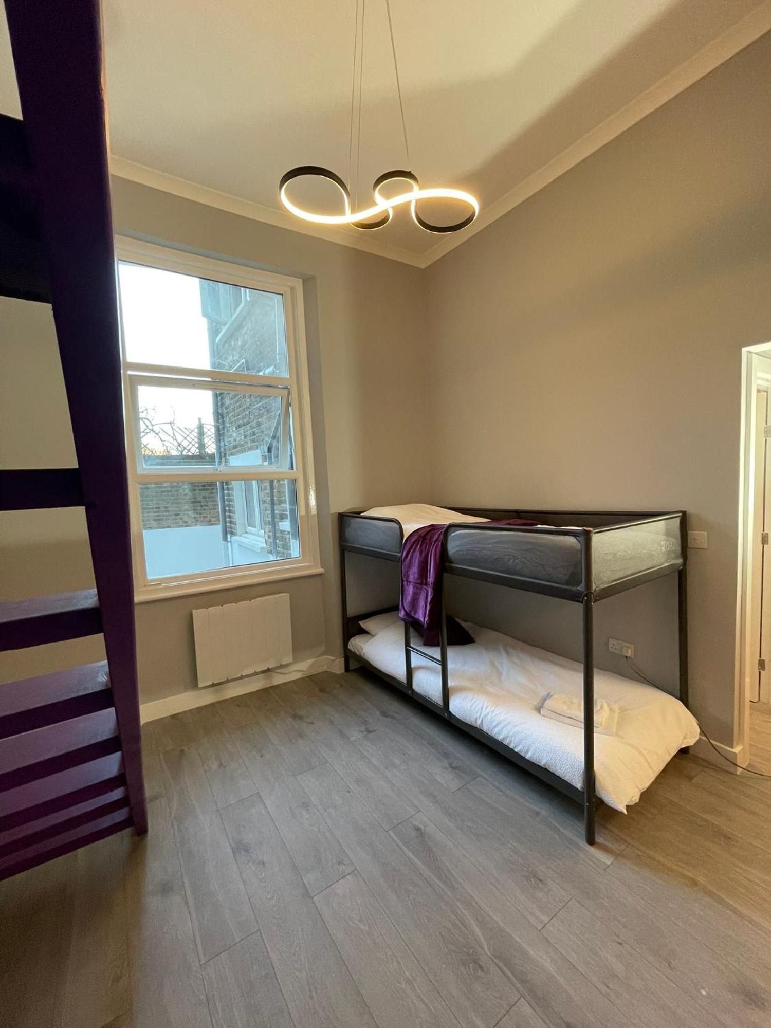 Westminster Inn Лондон Екстер'єр фото