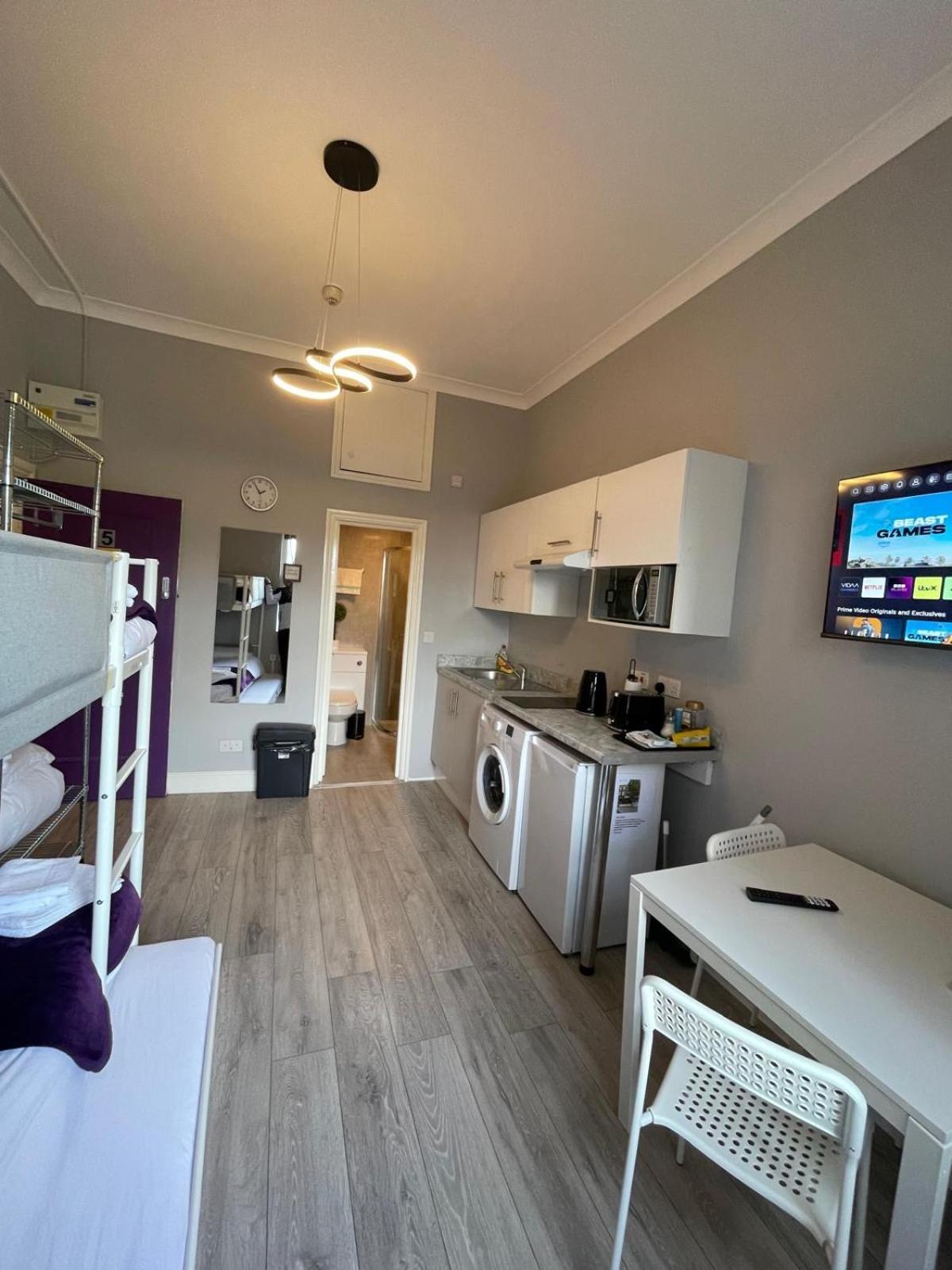 Westminster Inn Лондон Екстер'єр фото